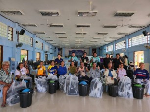 โครงการขจัดความยากจน: กิจกรรมฝึกอาชีพและพัฒนาทักษะการเพาะถั่วงอกและต้นอ่อนทานตะวันเพื่อเสริมรายได้ให้ครัวเรือน
